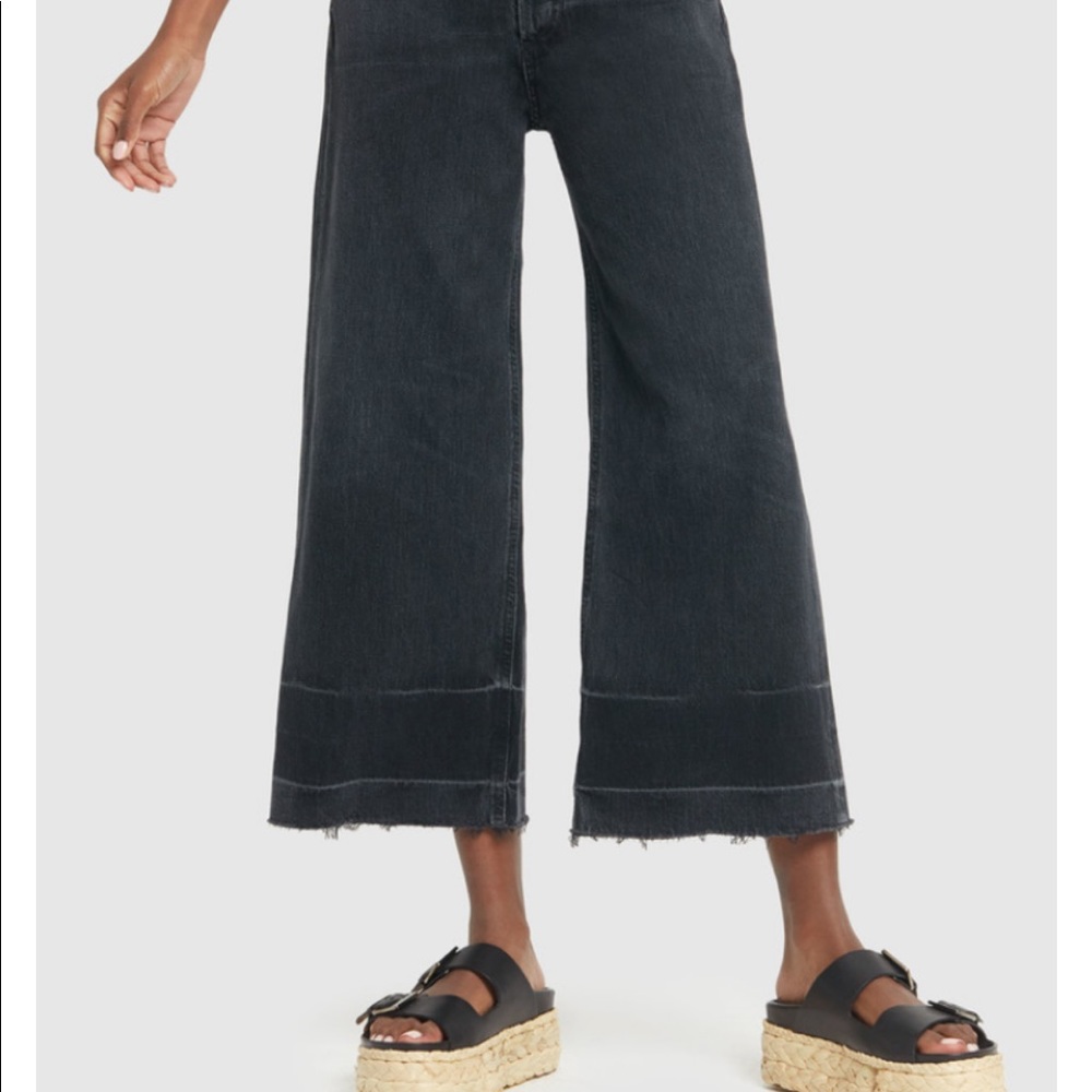 Citizens of Humanity, faded black wide-leg jeans. Size 28